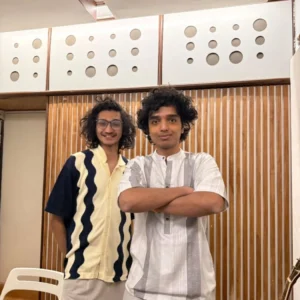 chaar diwaari net worth