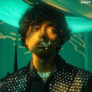 chaar diwaari real name