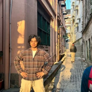 chaar diwaari school