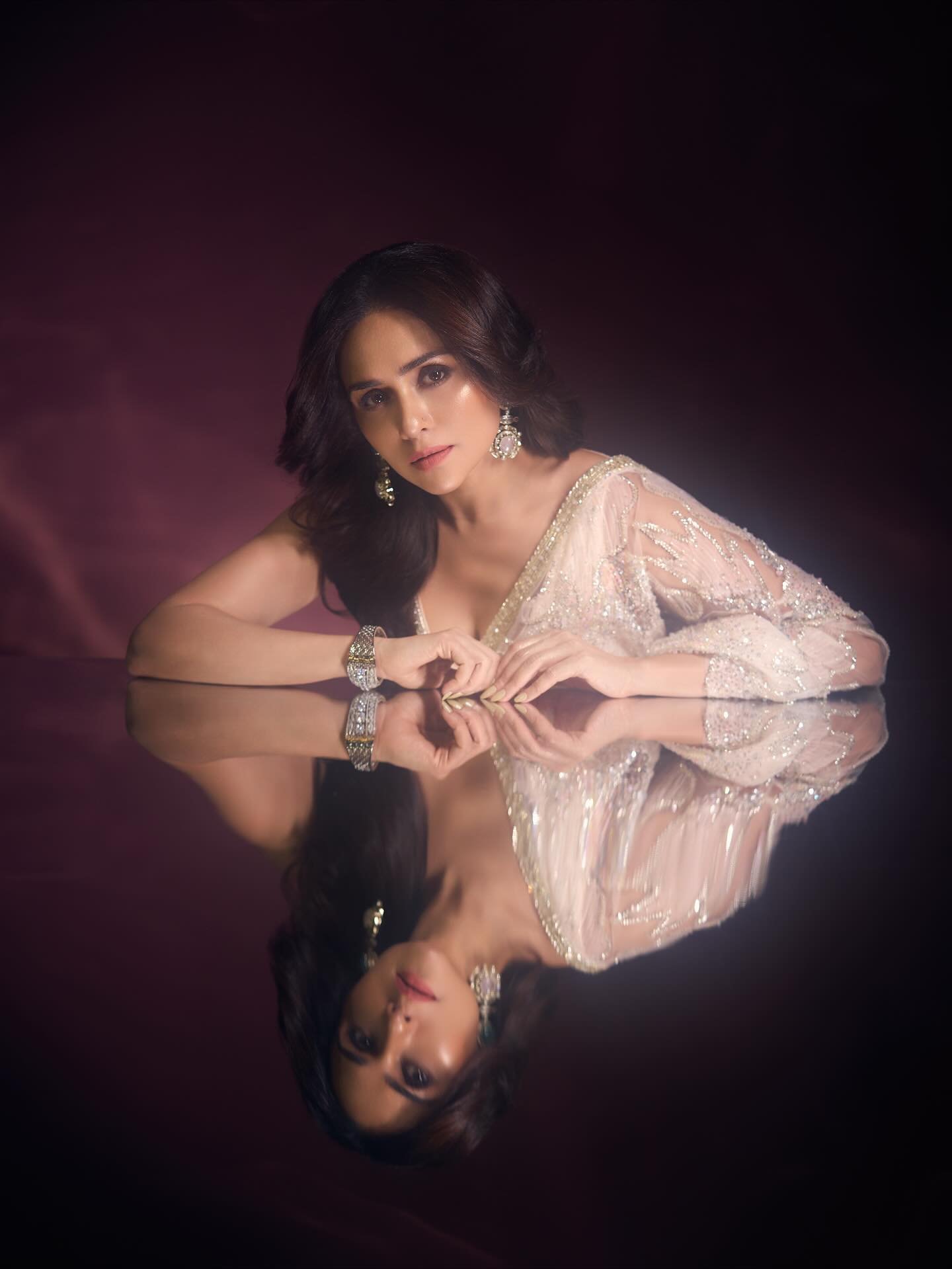 amruta khanvilkar husband