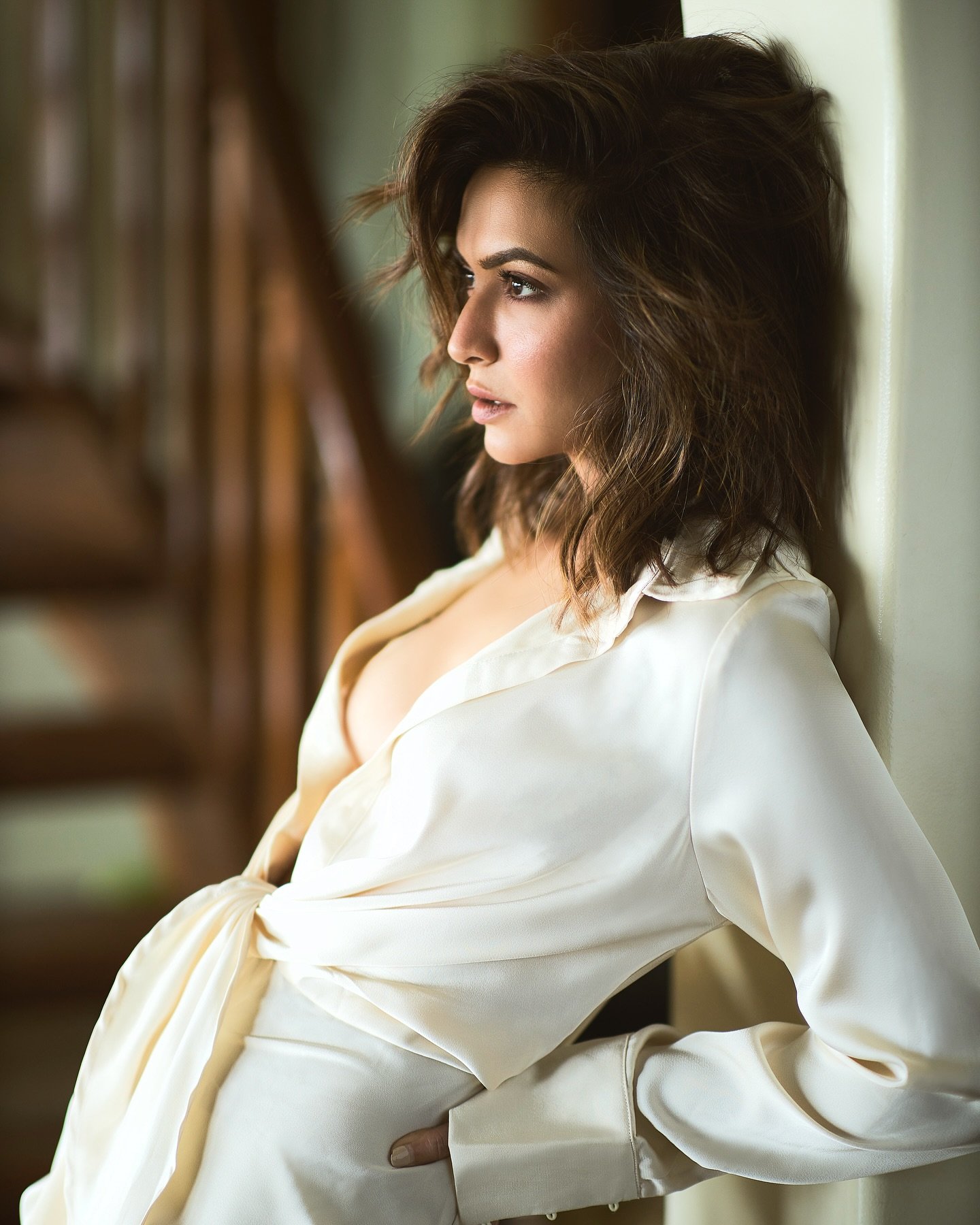 kriti kharbanda husband