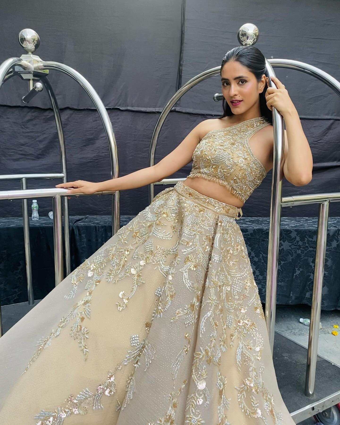 Mansi Taxak