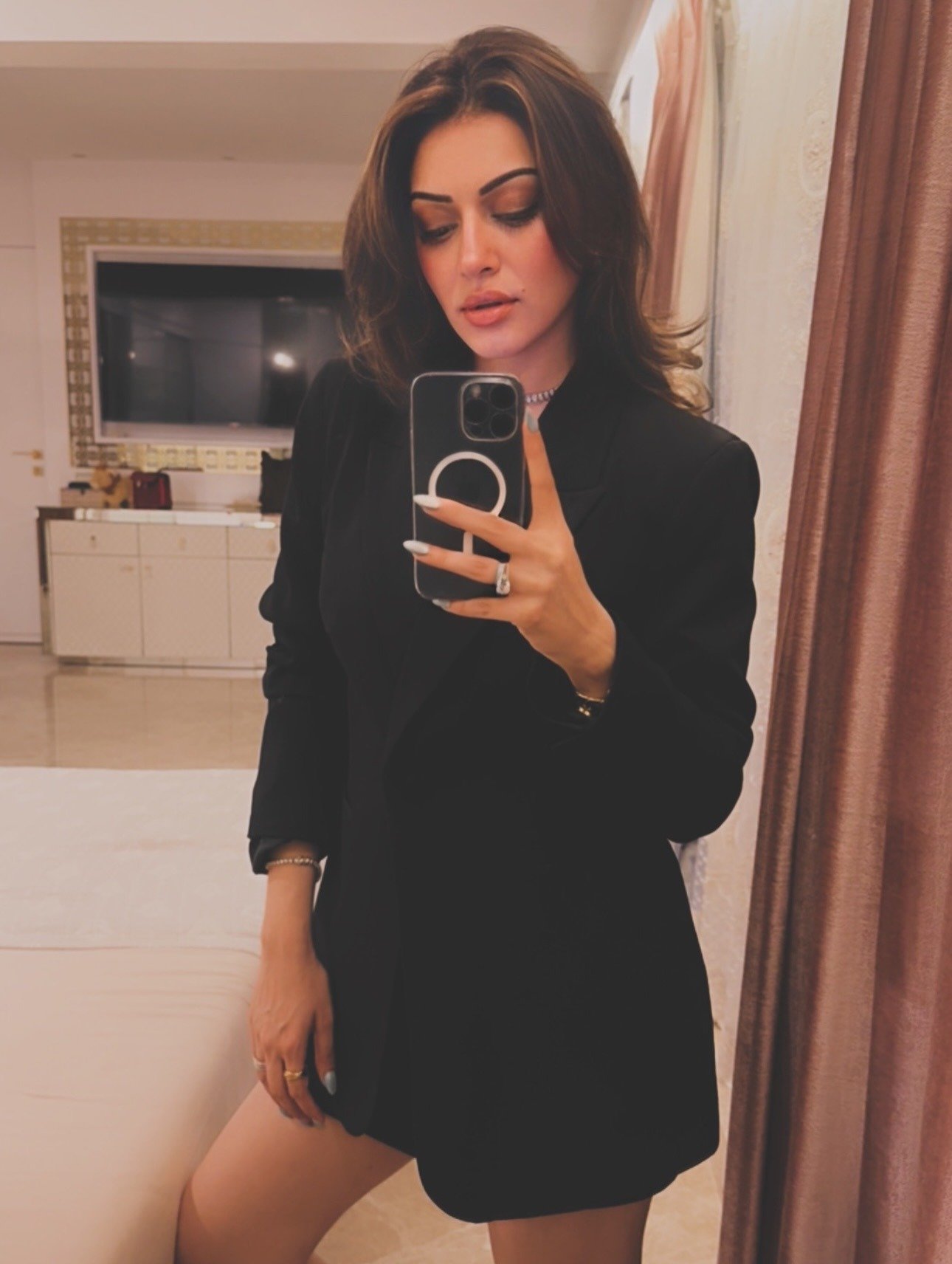 Hansika Motwani Age
